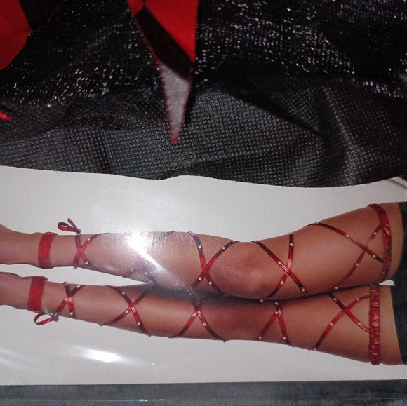 Costumes - Picture 2 of 15